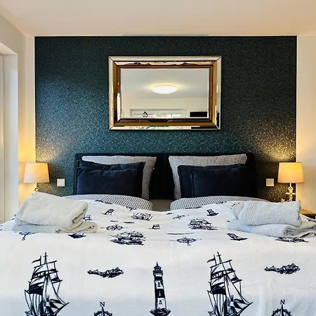 Ferienwohnung Am Leuchtturm Ruegen Lauterbach 아파트