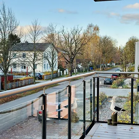 아파트 Ferienwohnung Am Leuchtturm Ruegen Lauterbach 푸트버스
